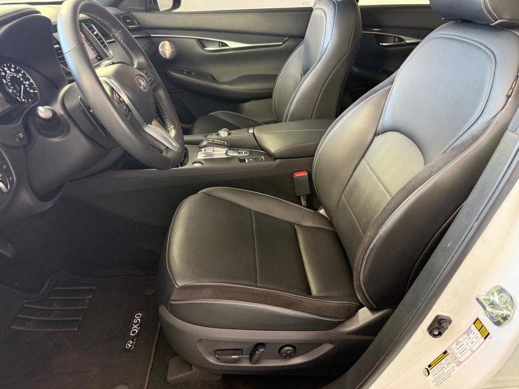 Used 2023 INFINITI QX50 Sport image 12
