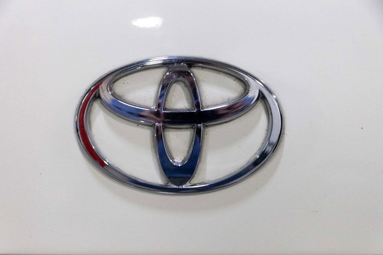 Used 1993 Toyota Land Cruiser image 22