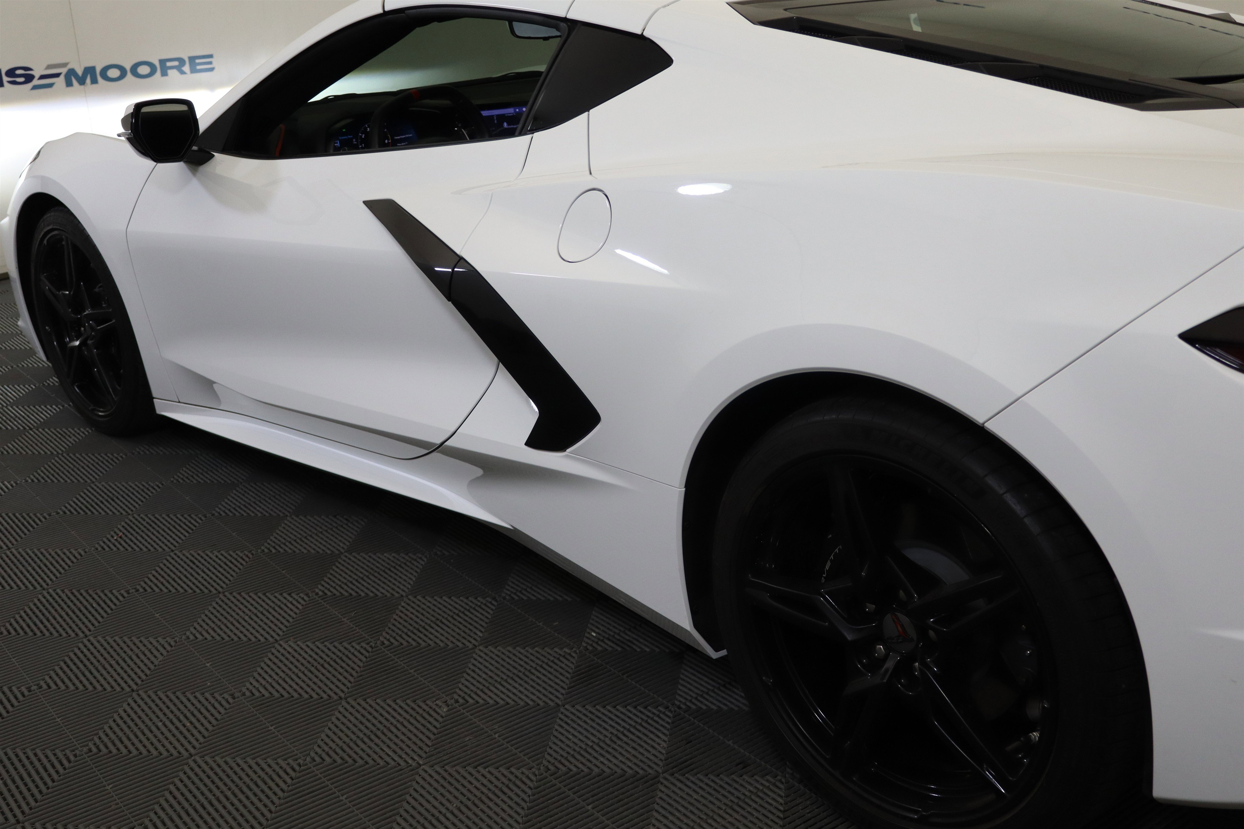 Used 2020 Chevrolet Corvette Stingray Preferred Cpe w/ 2LT Preferred Equipment Group image 37