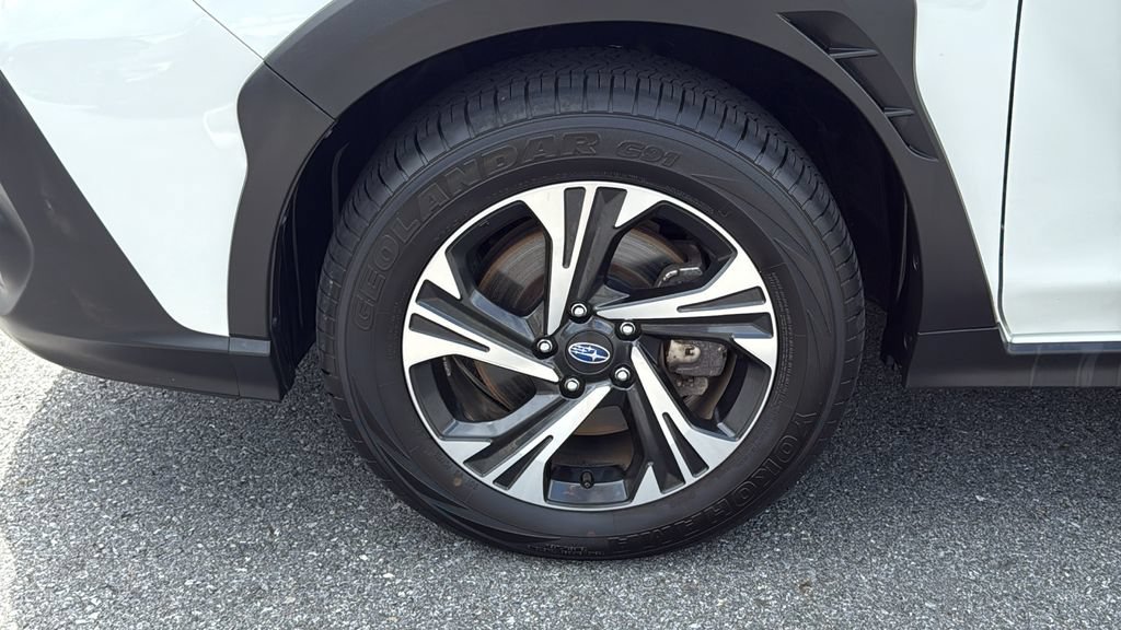 Certified 2024 Subaru Crosstrek 2.0i Premium AWD/4WD image 8