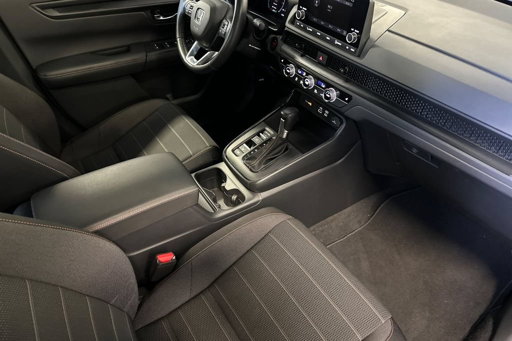 Used 2023 Honda CR-V Sport image 16