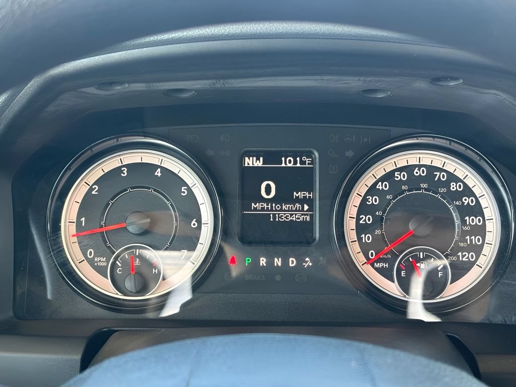 Used 2018 RAM 1500 Express RWD image 23