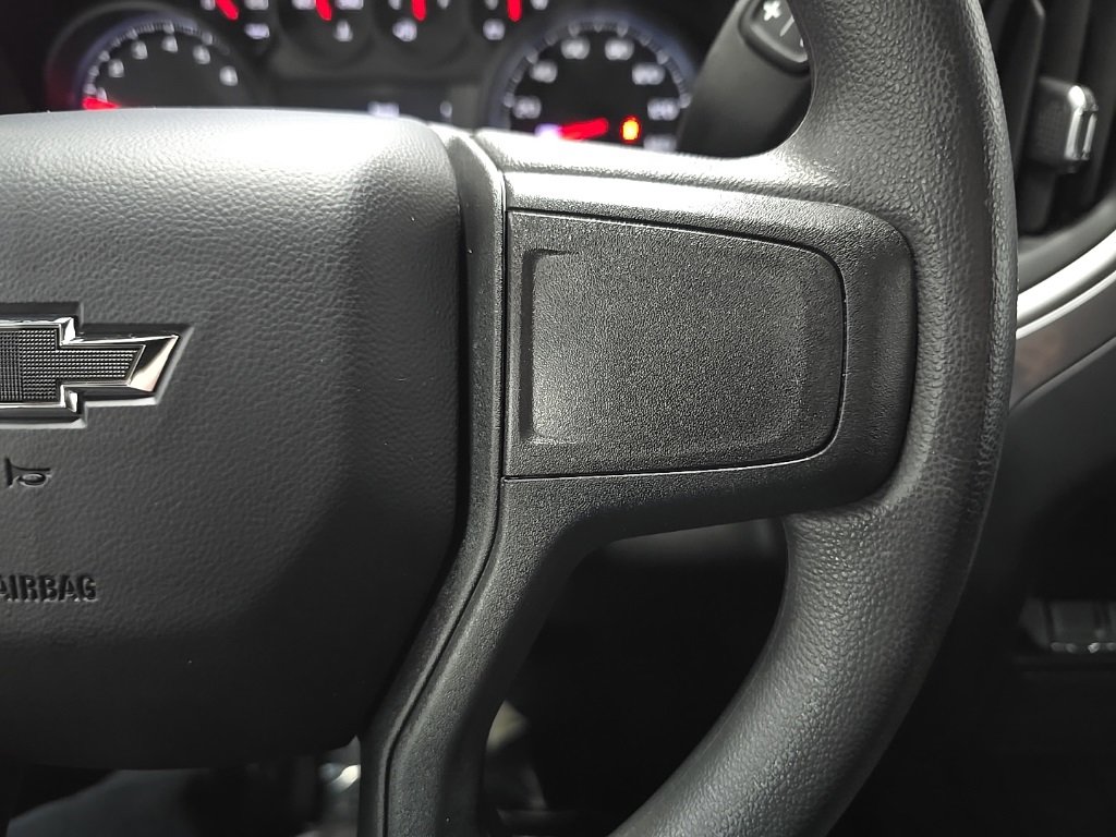 Used 2024 Chevrolet Silverado 1500 Custom w/ Dark Appearance Package image 20