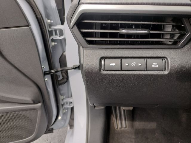 Used 2024 Nissan Altima 2.5 SR image 24