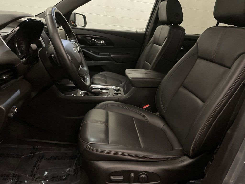 Used 2023 Chevrolet Traverse RS w/ LPO, Floor Liner Package image 14