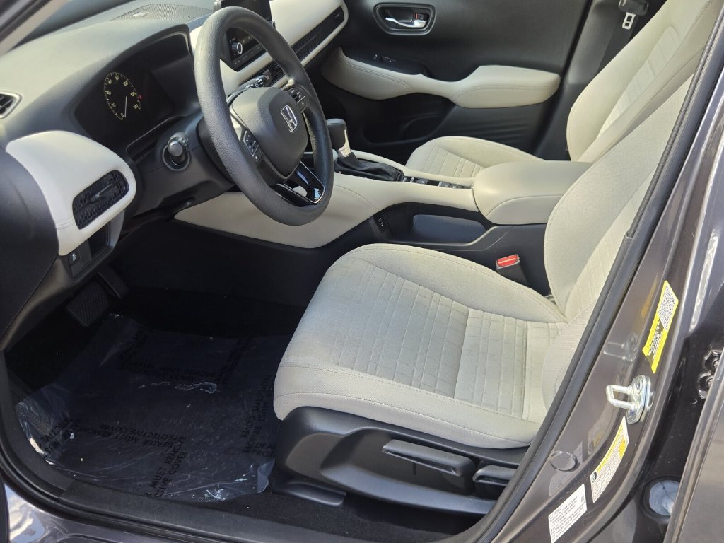 Certified 2025 Honda HR-V LX image 11