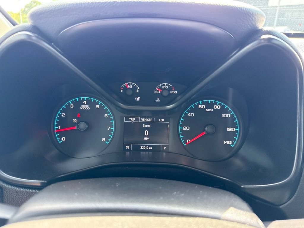 Used 2021 Chevrolet Colorado LT w/ Redline Special Edition AWD/4WD image 9