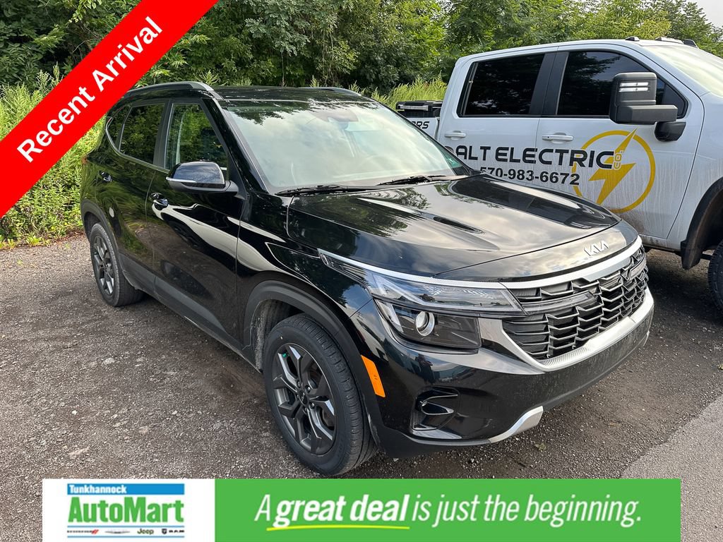 Used 2024 Kia Seltos S AWD/4WD image 1