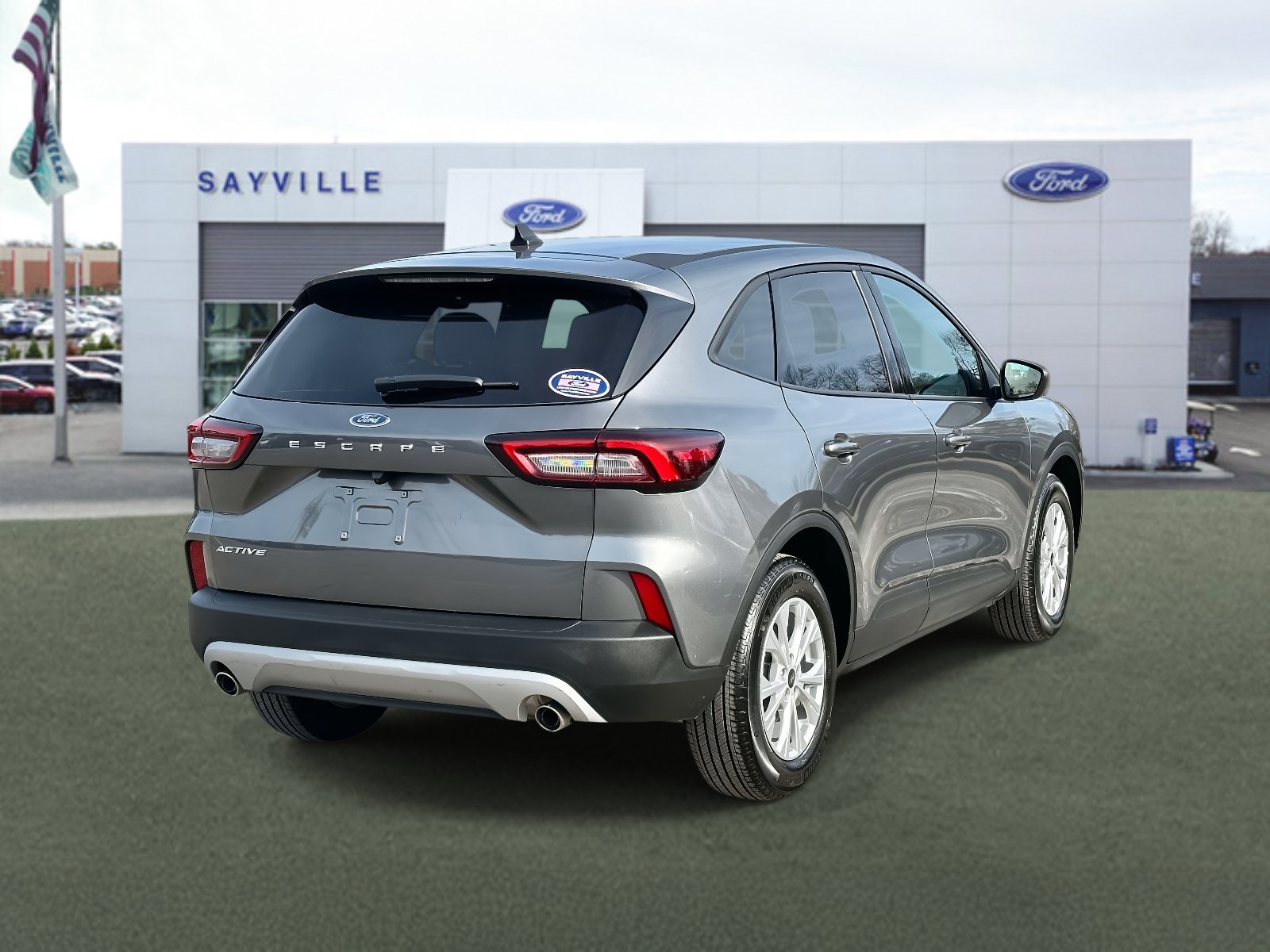 Used 2025 Ford Escape Active w/ Cold Weather Package FWD image 5
