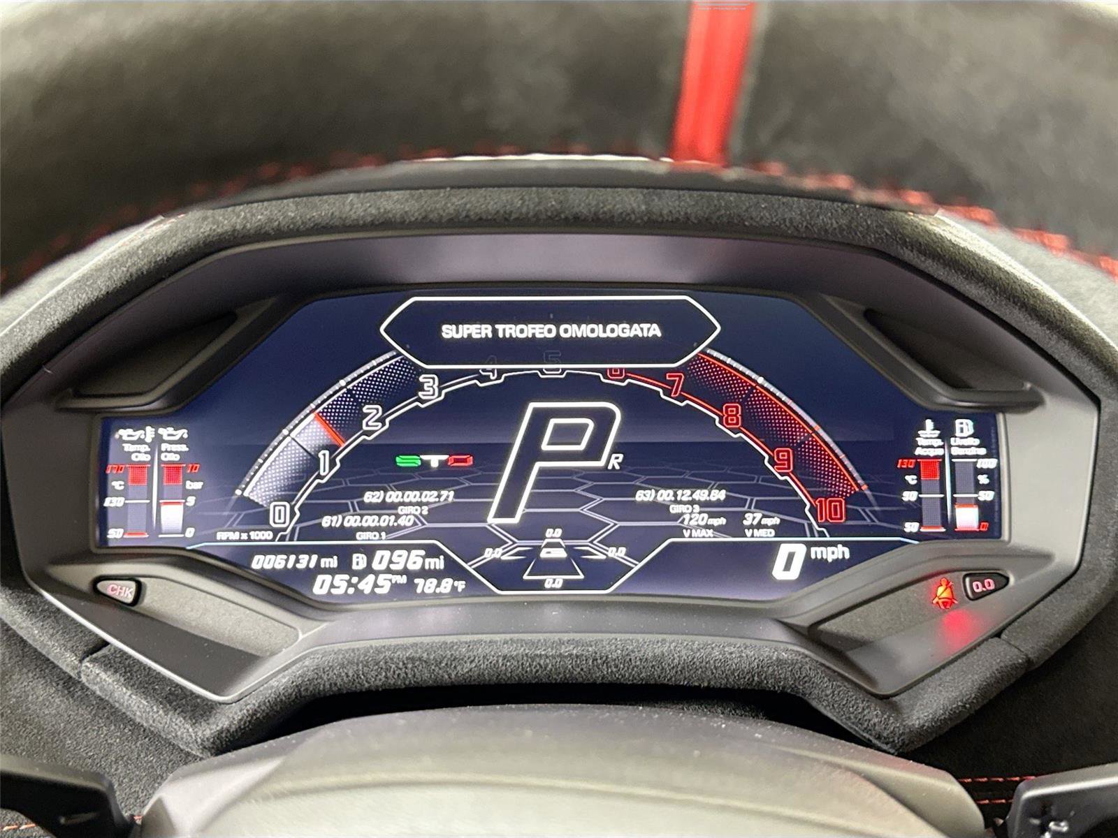 Used 2022 Lamborghini Huracan STO RWD image 18