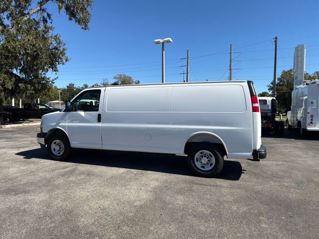 New 2025 Chevrolet Express 2500 Work Van 3D Extended Cargo Van w/ Driver Convenience Package RWD image 6