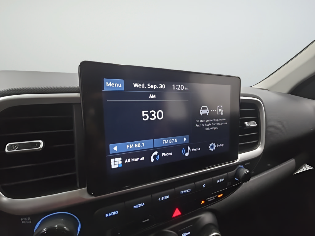 New 2026 Hyundai Venue SEL FWD image 31
