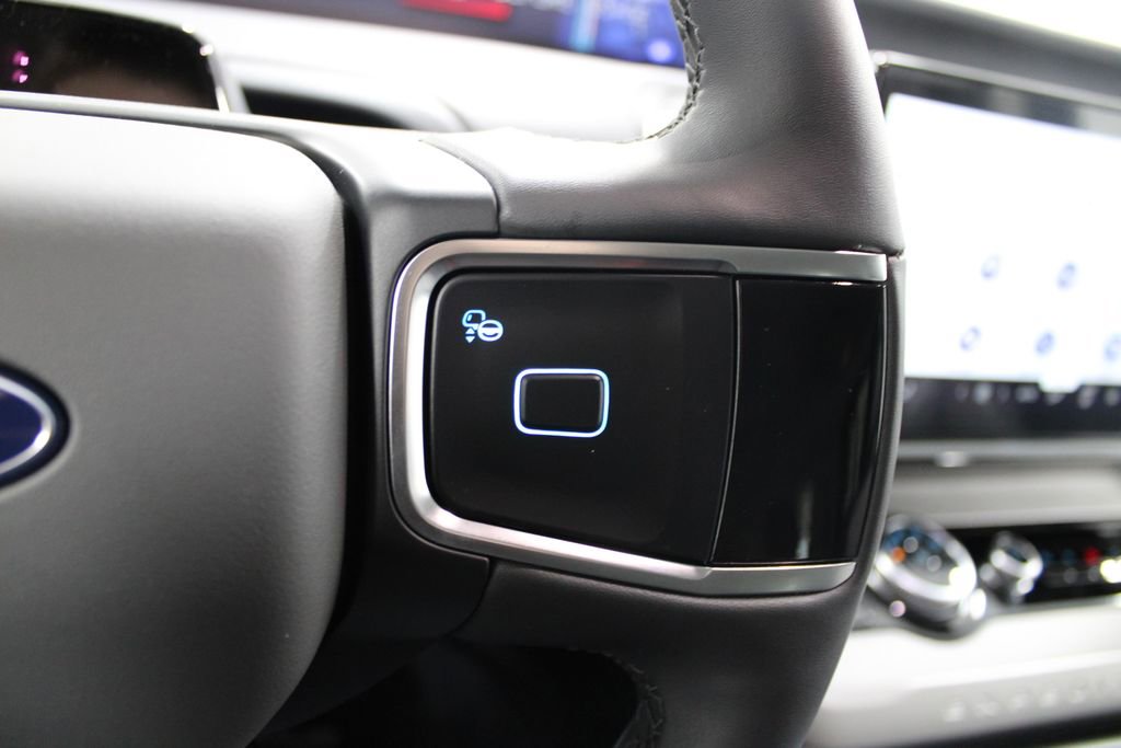 New 2026 Ford Expedition Active image 39