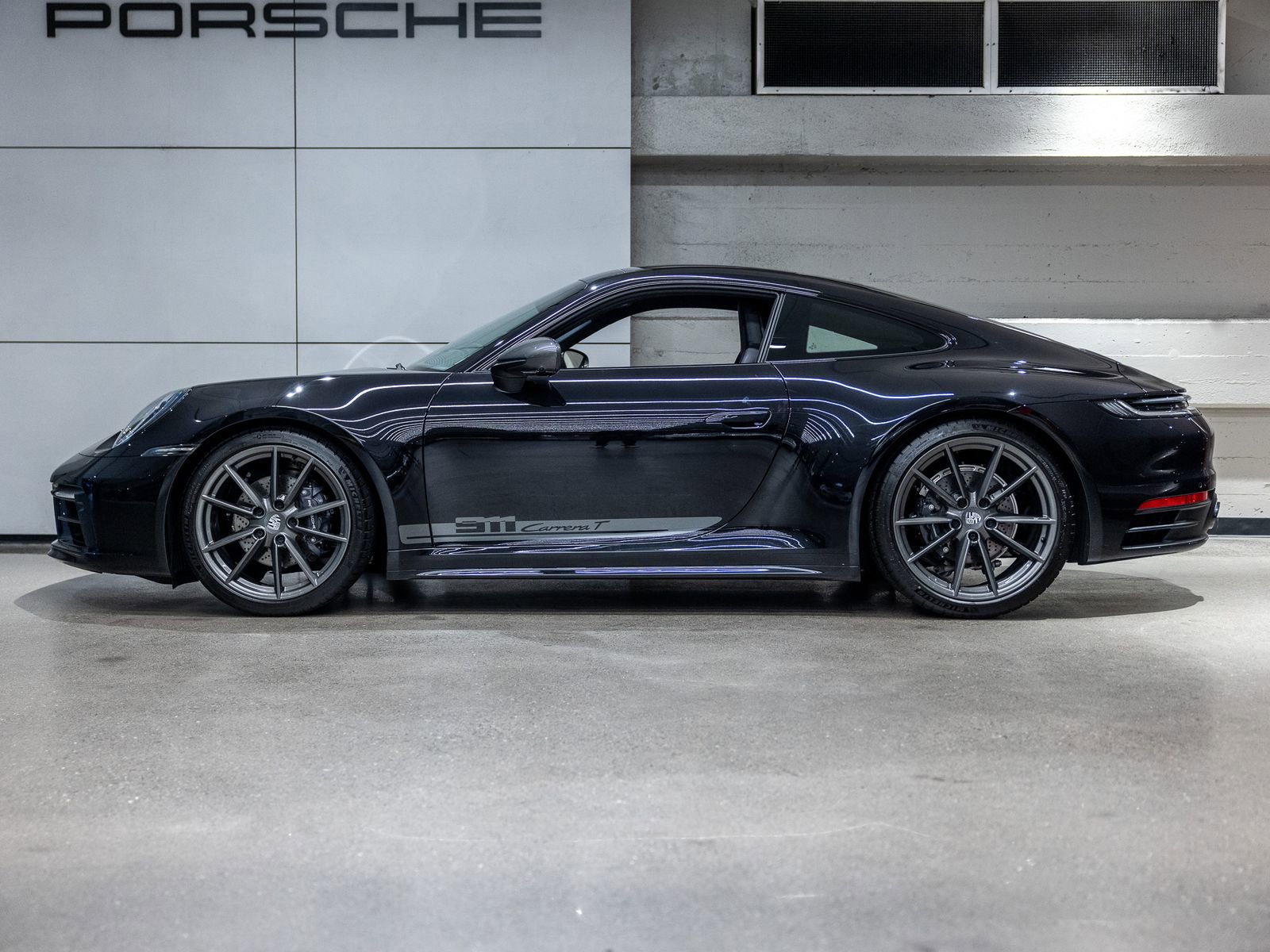 Certified 2024 Porsche 911 Carrera T image 2