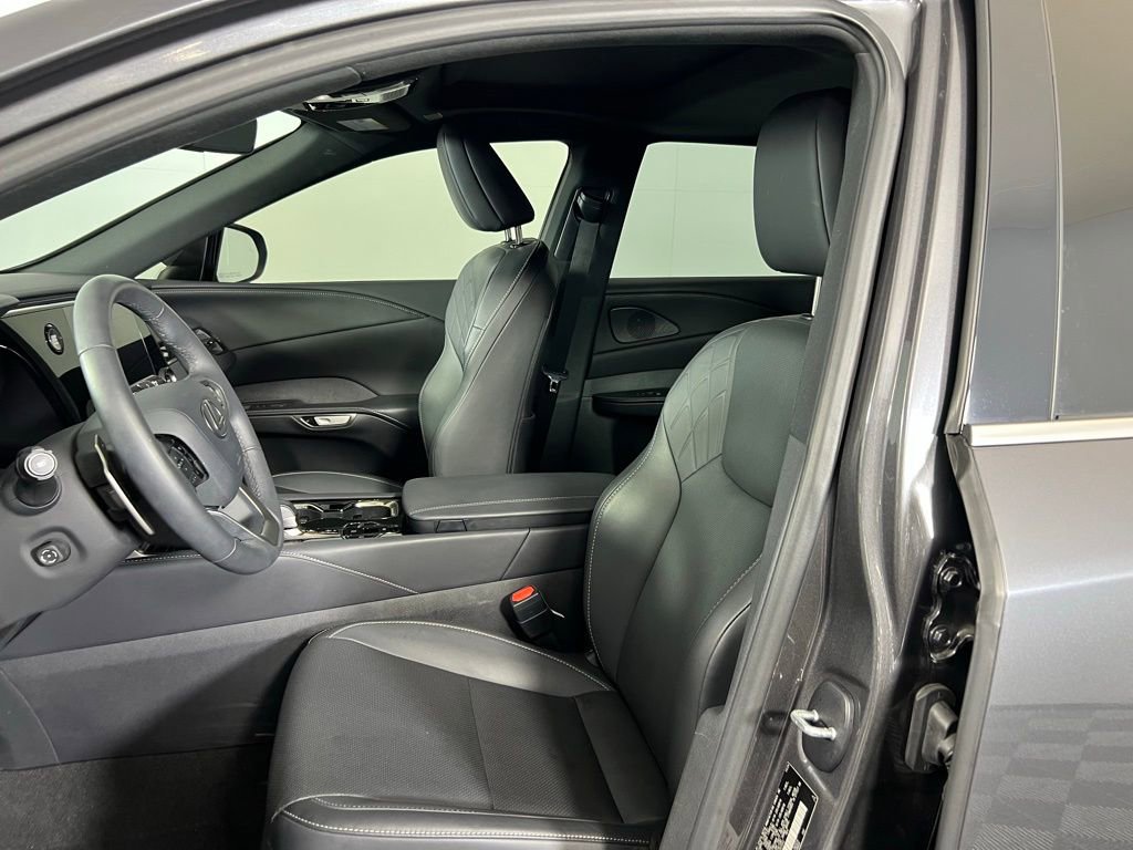 Used 2025 Lexus RX 350 FWD image 18