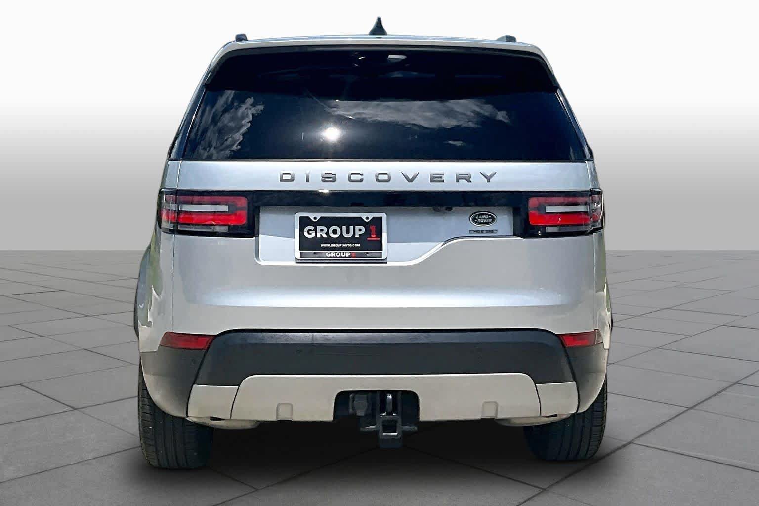 Used 2018 Land Rover Discovery HSE AWD/4WD image 4