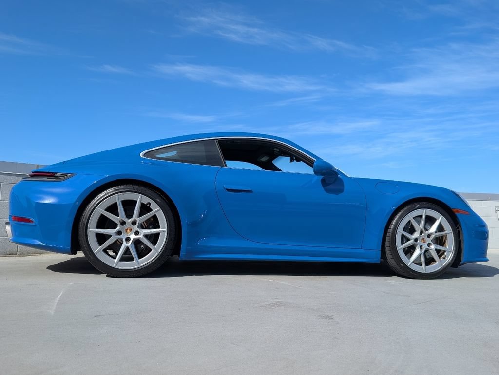 Used 2025 Porsche 911 Carrera S RWD image 24