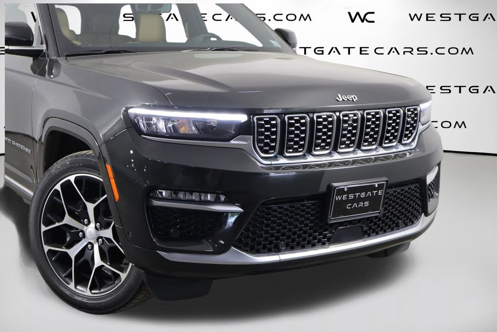 Used 2023 Jeep Grand Cherokee Summit AWD/4WD image 60