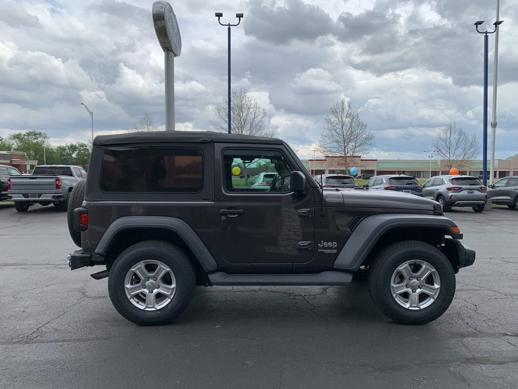 Used 2020 Jeep Wrangler Sport AWD/4WD image 2
