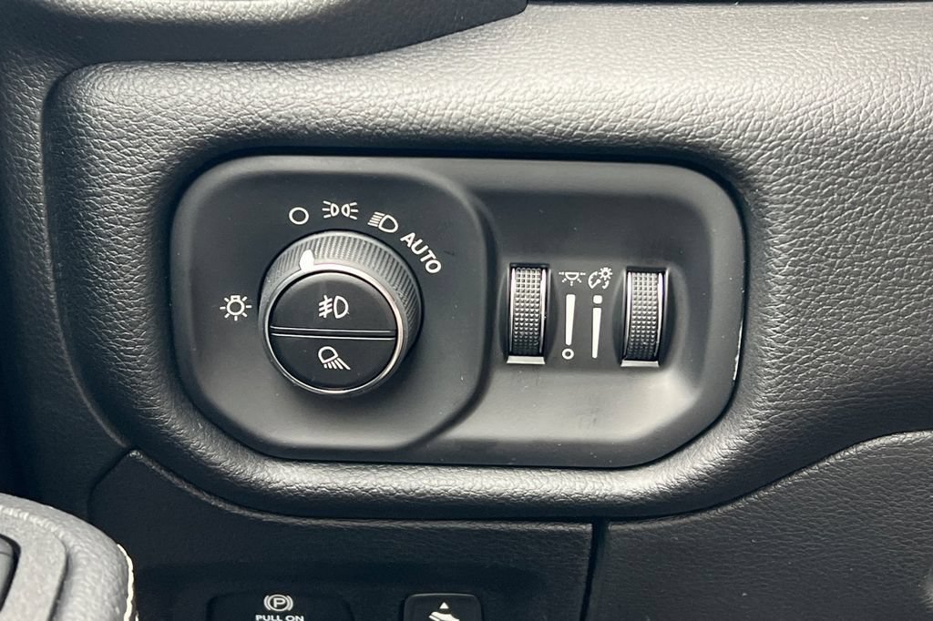 New 2026 RAM 1500 Laramie w/ Night Edition AWD/4WD image 27