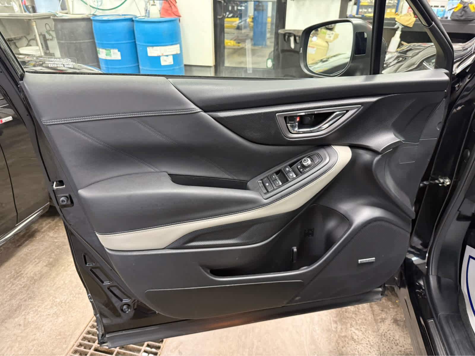 Used 2023 Subaru Forester Limited AWD/4WD image 23
