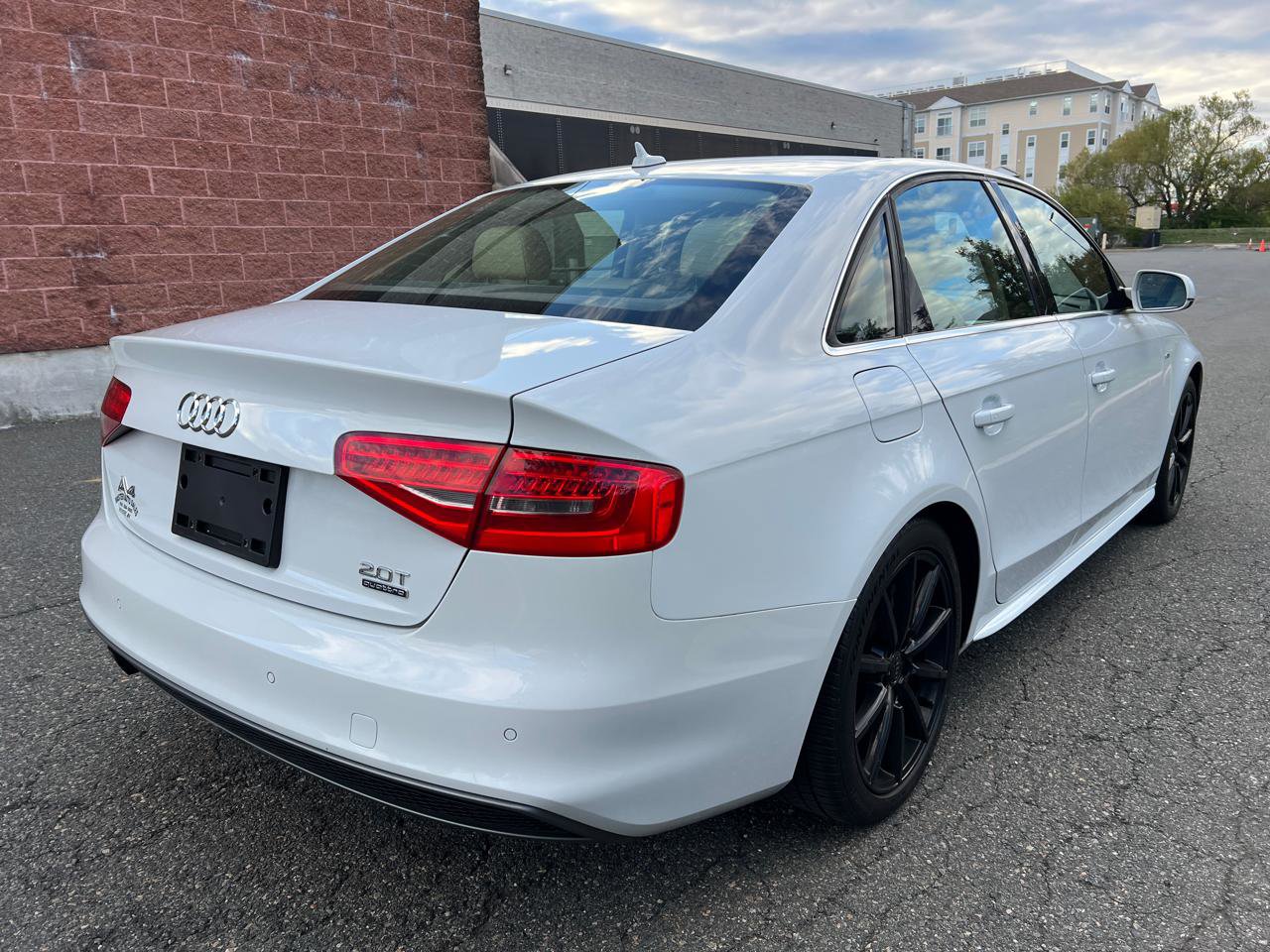 Used 2015 Audi A4 2.0T Premium Plus w/ Technology Package image 7