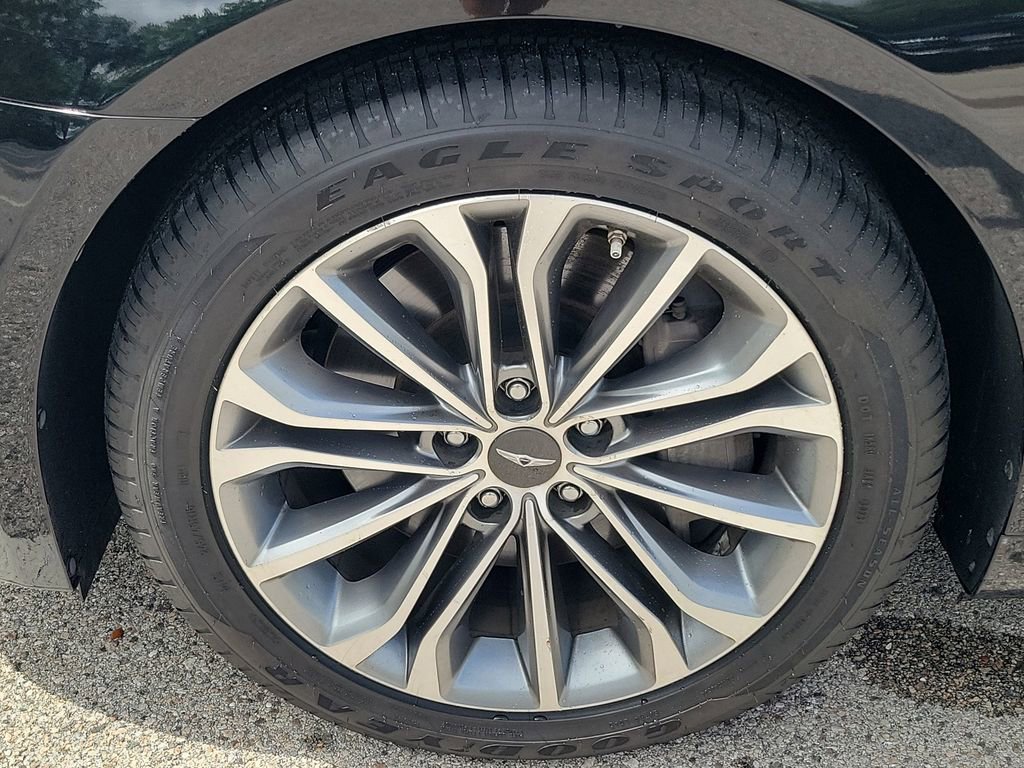 Used 2017 Genesis G80 3.8 w/ Option Group 03 image 11