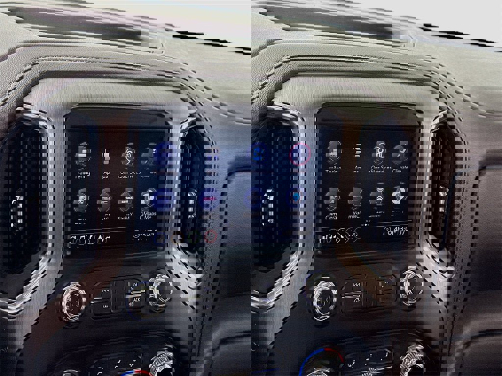 Used 2020 GMC Sierra 3500 Denali w/ Denali Ultimate Package image 9