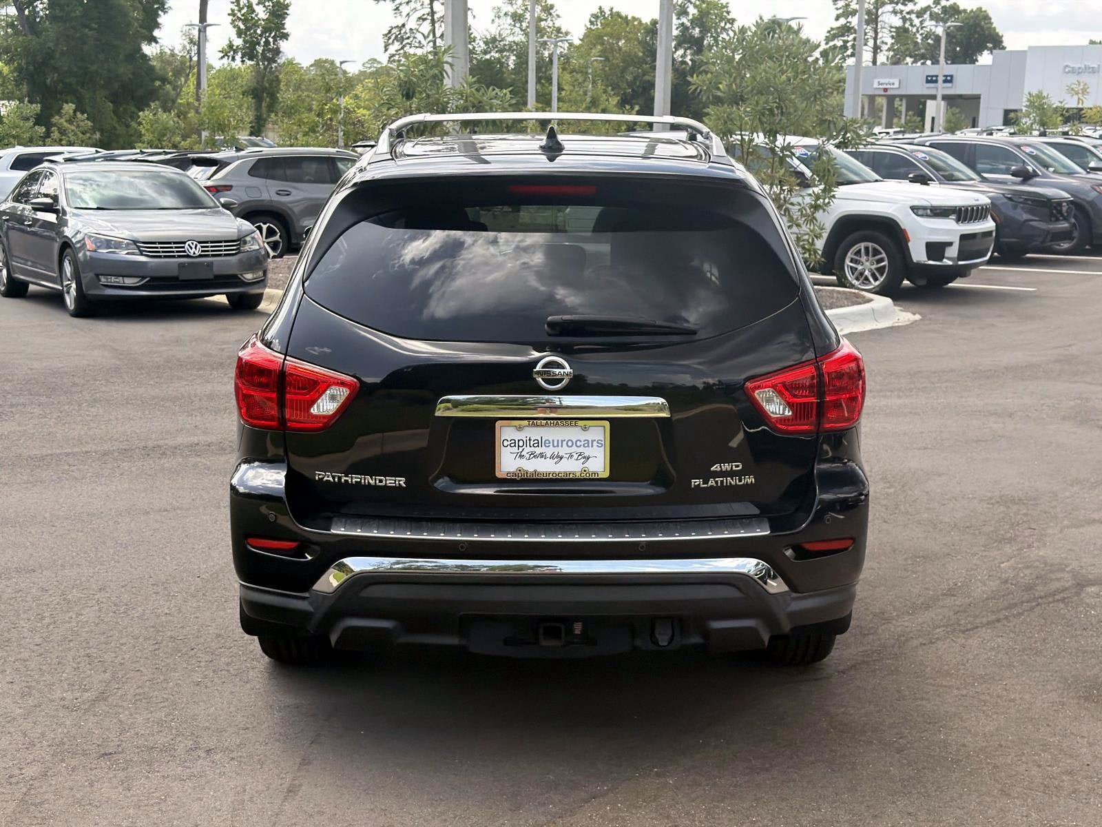 Used 2020 Nissan Pathfinder Platinum AWD/4WD image 7