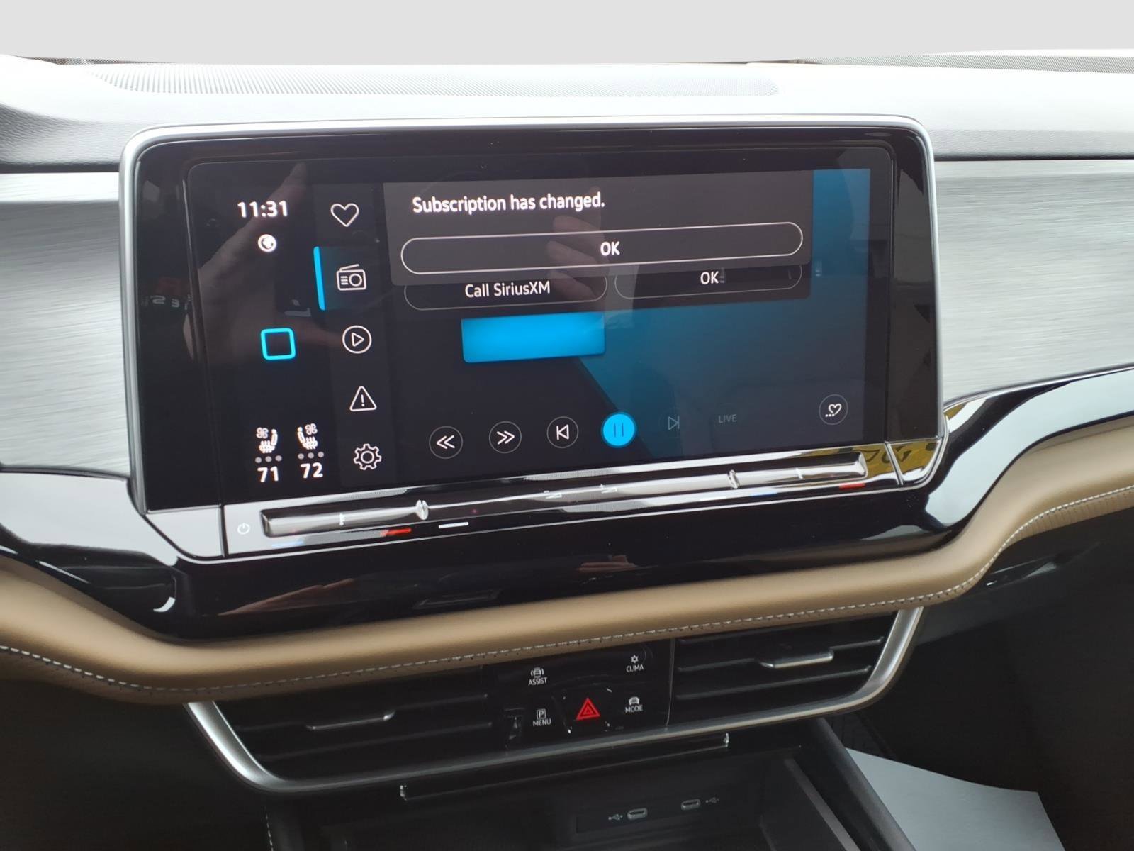 Used 2024 Volkswagen Atlas Cross Sport SE image 19