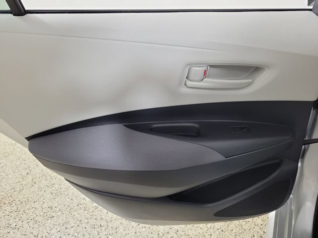 Used 2025 Toyota Corolla LE FWD image 14
