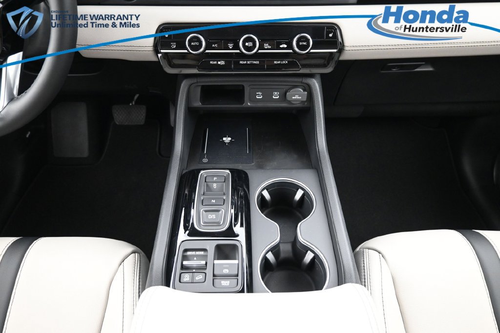 New 2026 Honda Pilot Touring image 32
