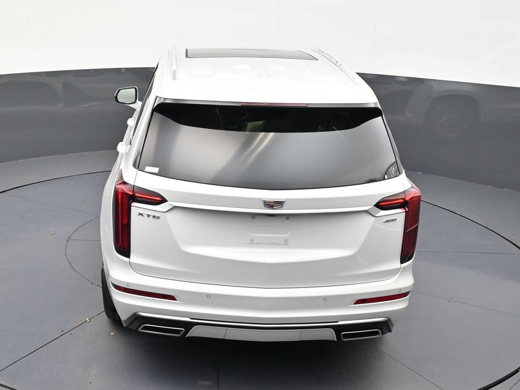Used 2025 Cadillac XT6 Premium Luxury w/ LPO, Floor Liner Package FWD image 16