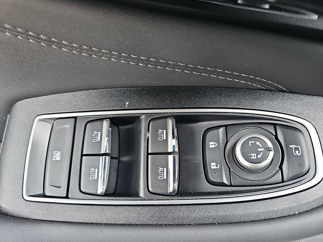 Certified 2025 Subaru Outback Touring XT image 34