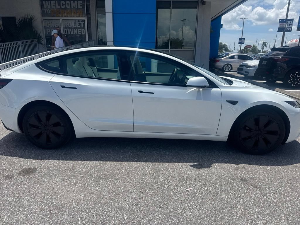 Used 2025 Tesla Model 3 Long Range RWD image 4
