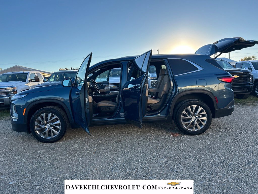 Used 2026 Buick Enclave Preferred w/ Power Package AWD/4WD image 11