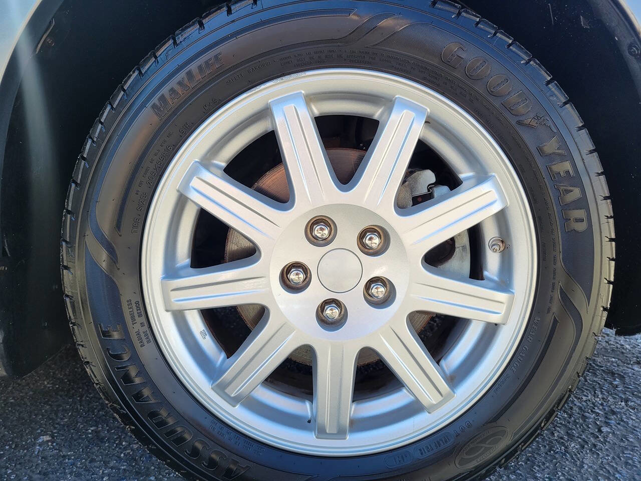 Used 2010 Chrysler PT Cruiser image 17