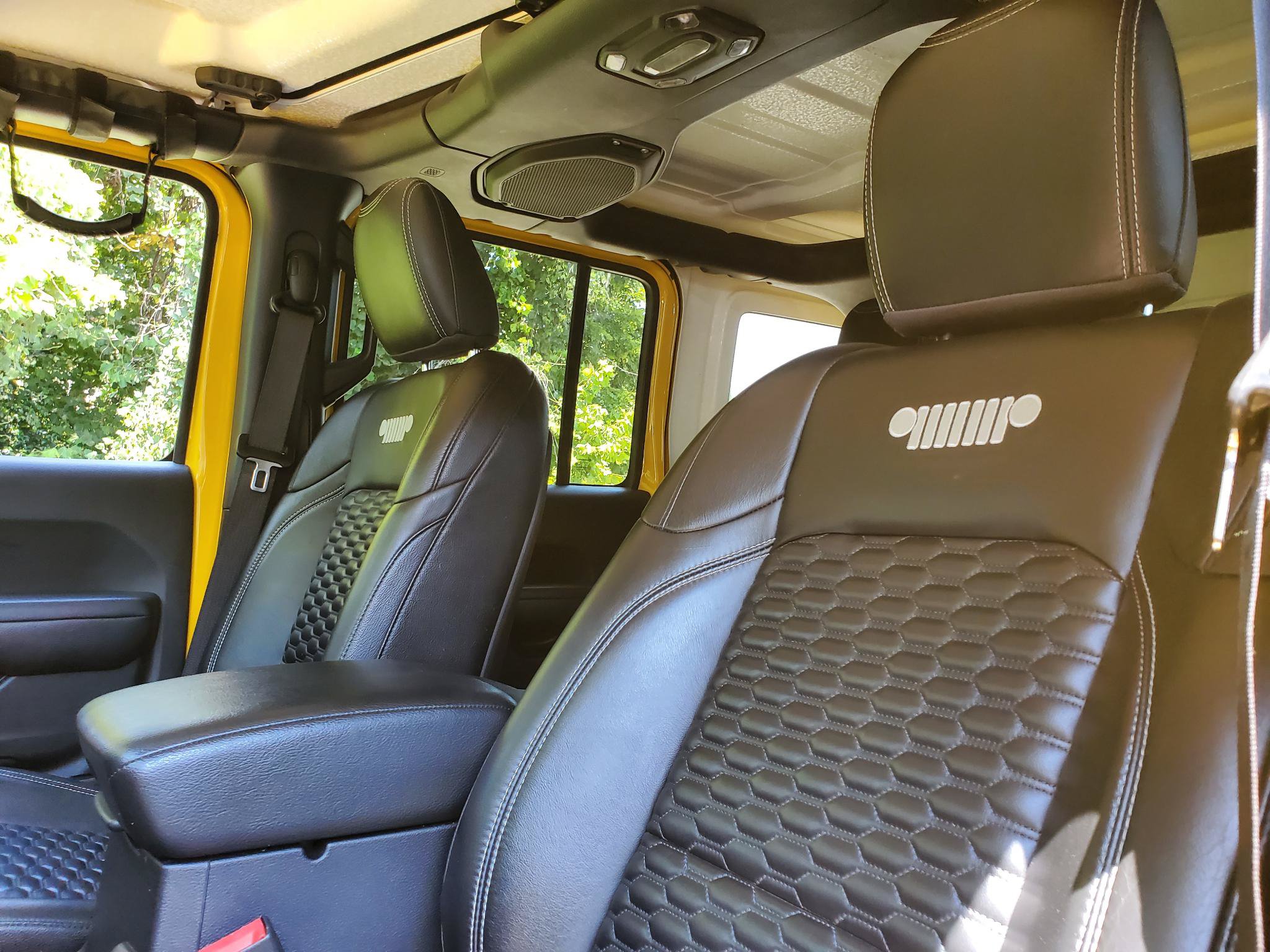 Used 2019 Jeep Wrangler Unlimited Rubicon AWD/4WD image 25