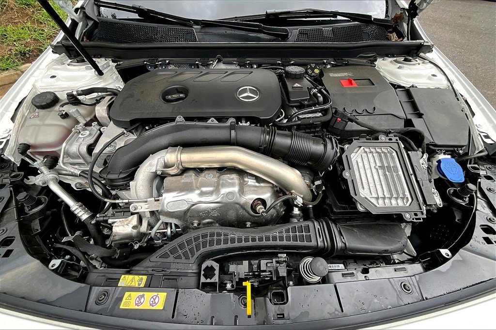 Certified 2024 Mercedes-Benz CLA 250 4MATIC image 9