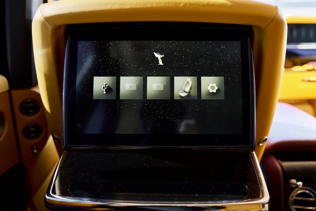 Used 2025 Rolls-Royce Cullinan image 57