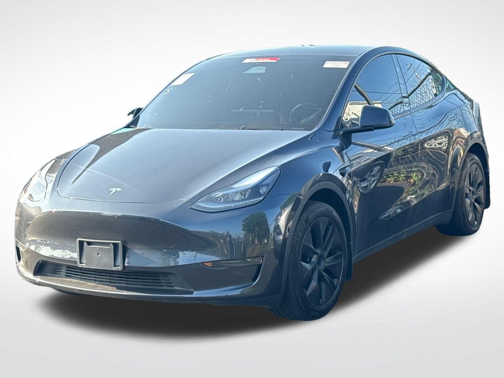 Used 2024 Tesla Model Y Long Range RWD image 6