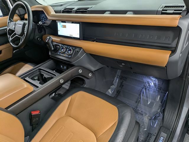 Used 2020 Land Rover Defender 110 X image 29