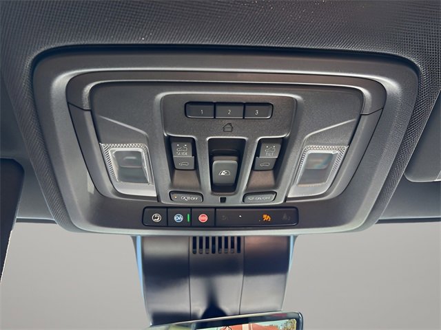 Used 2024 GMC Sierra 2500 AT4 w/ Technology Package image 14