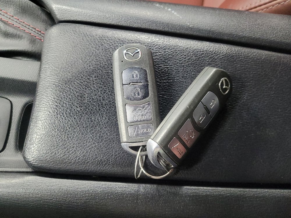 Used 2019 MAZDA MX-5 Miata Grand Touring image 32