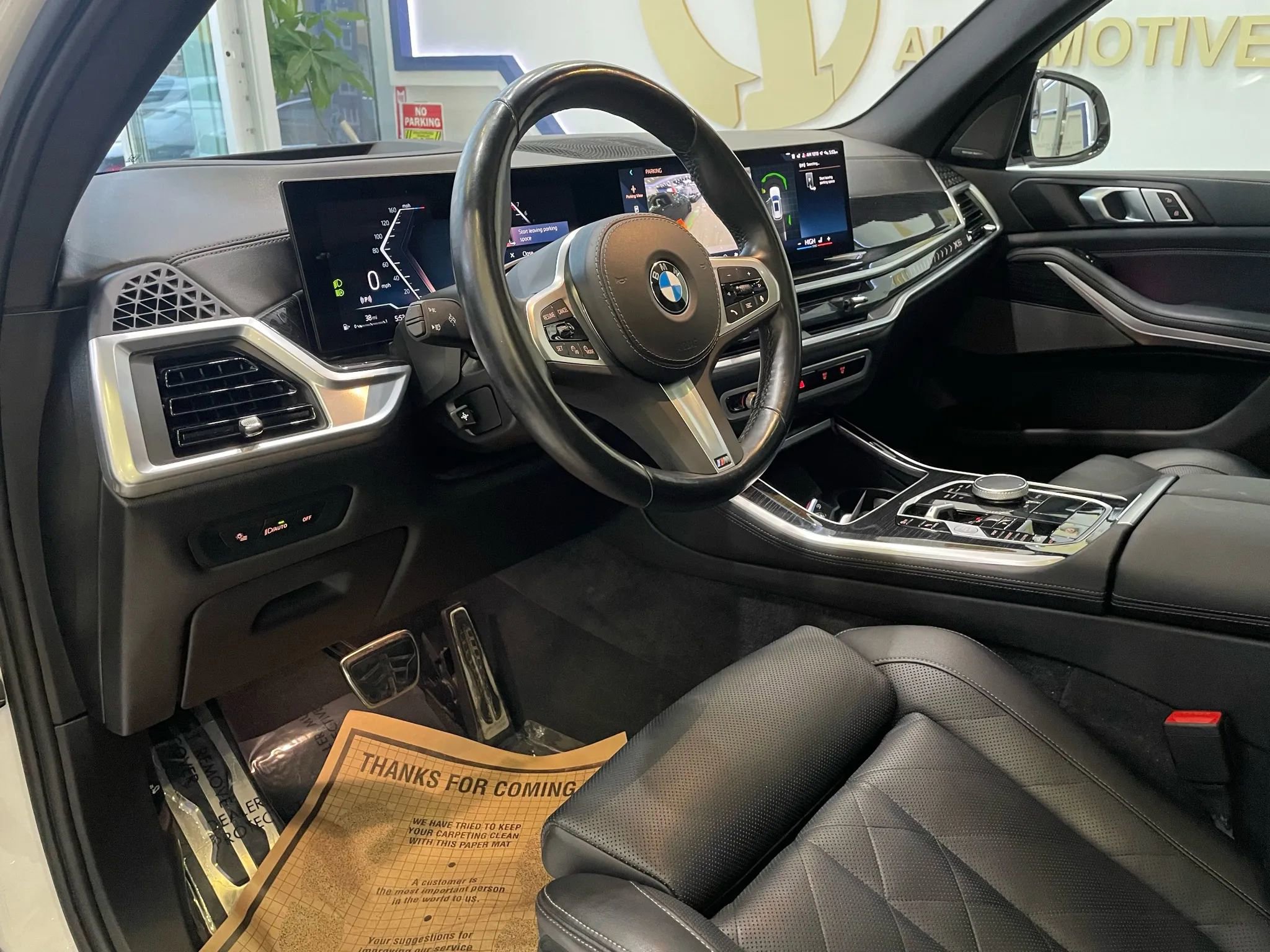 Used 2024 BMW X5 xDrive40i w/ M Sport Package image 17