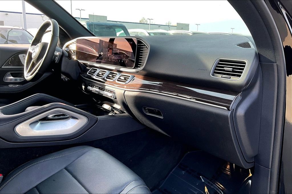 Used 2024 Mercedes-Benz GLE 350 4MATIC w/ 3rd Row Seat Package image 20