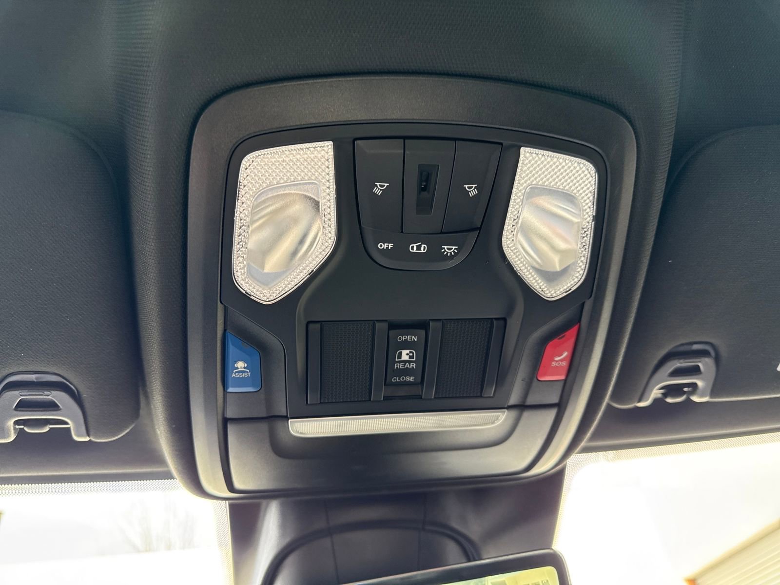 Used 2022 RAM 2500 Big Horn w/ Level B Equipment Group image 21