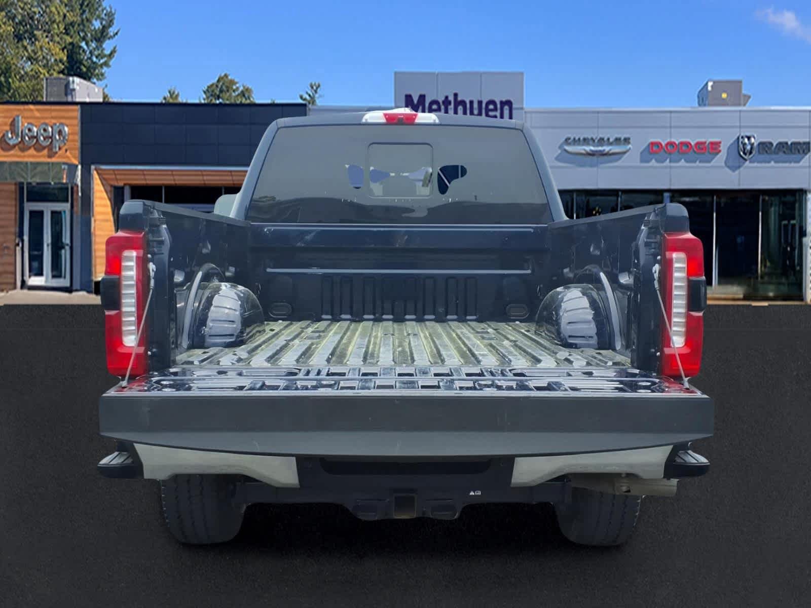 Used 2024 Ford F250 Lariat AWD/4WD image 6