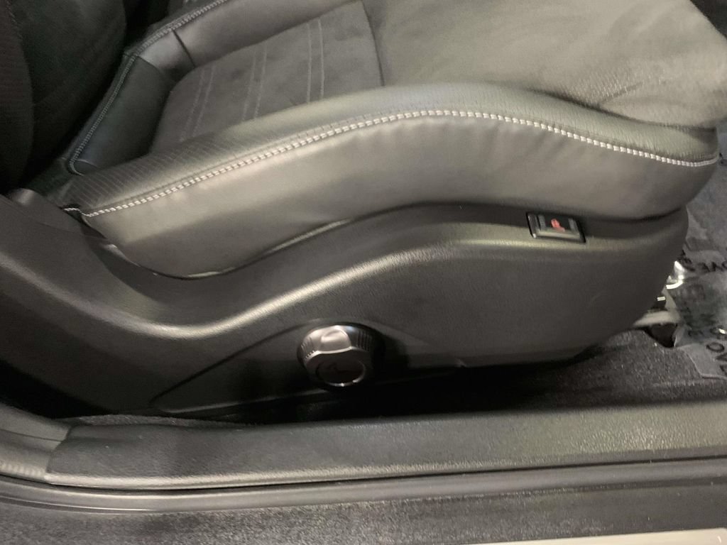 Used 2024 Nissan GT-R Premium w/ Floor Mat Package AWD/4WD image 60