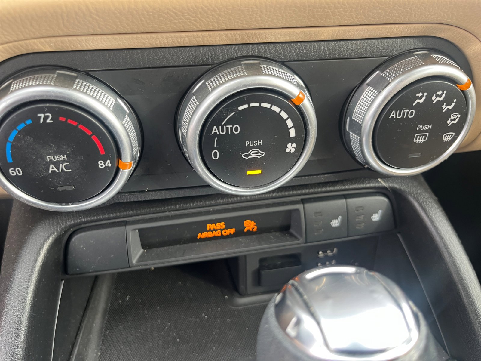 Used 2016 MAZDA MX-5 Miata Grand Touring image 30